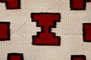 Example of Lazy Lines on a Navajo Rug